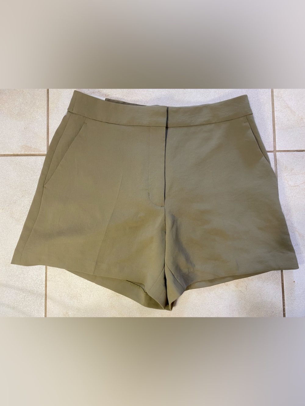 Aritzia Limitless Short: Sun-dried Olive High-Waist, Mid Thigh, Curvy Fit